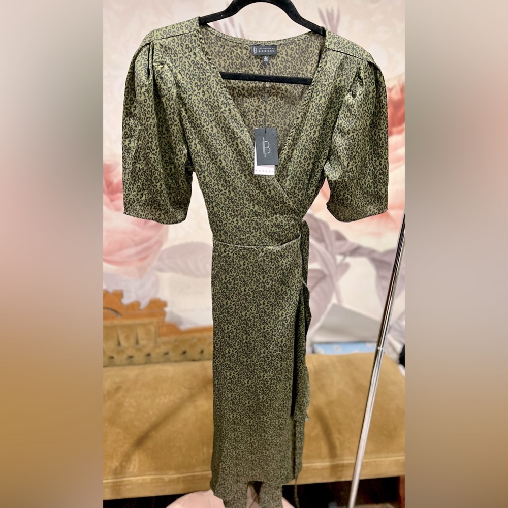 B Collection by Bobeau, Lumi Leopard-Print Midi Wrap Dress, Large Green/Black